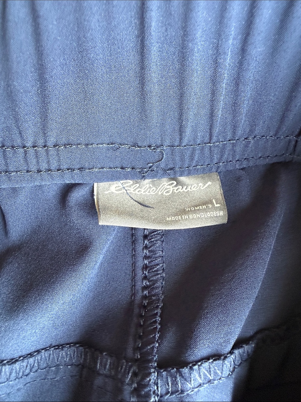 Eddie Bauer Ladies Traveler Pant in Navy - Picture 3 of 5